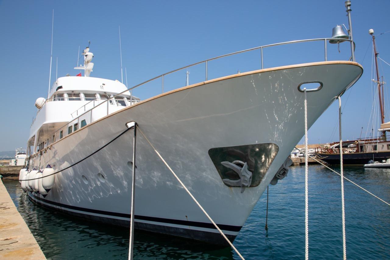 Benetti Benetti 33